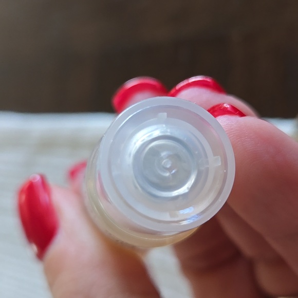 Revival Antioxidant Pre-Serum - Travel Size - Picture 3 of 3